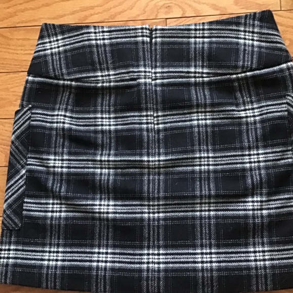 Classy Wool 2 pc suit - Picture 10 of 14